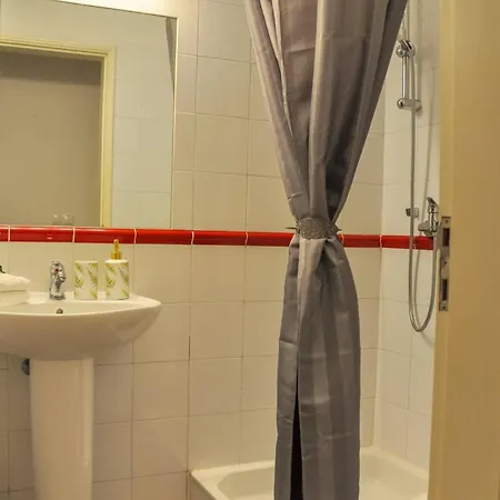 Elegant Formosa In Taviras Historica Centre *