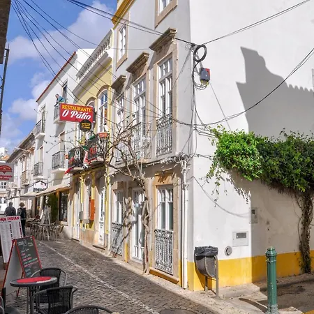 Elegant Formosa In Taviras Historica Centre Tavira