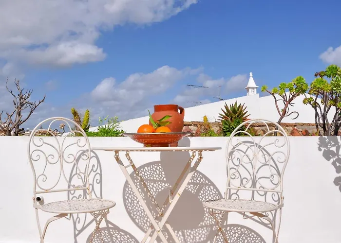 Elegant Formosa In Taviras Historica Centre